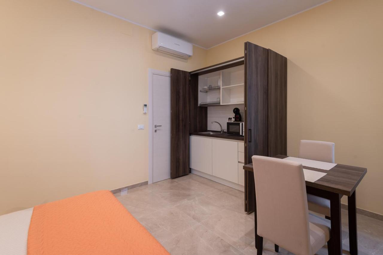 Adria Luxury Residence - Centro Трієст Екстер'єр фото