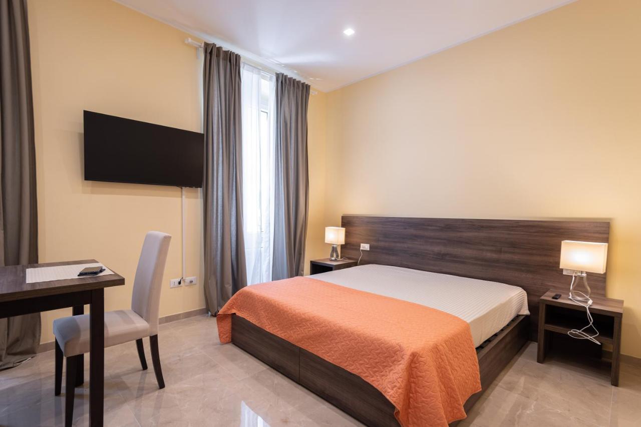 Adria Luxury Residence - Centro Трієст Екстер'єр фото