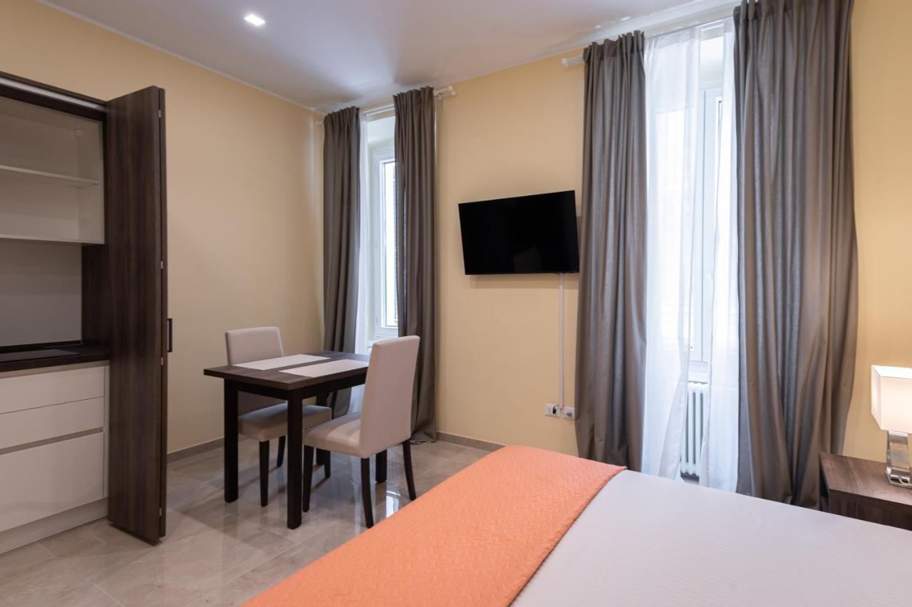 Adria Luxury Residence - Centro Трієст Екстер'єр фото
