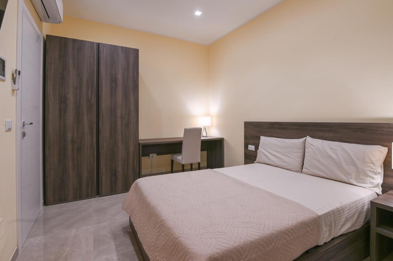 Adria Luxury Residence - Centro Трієст Екстер'єр фото