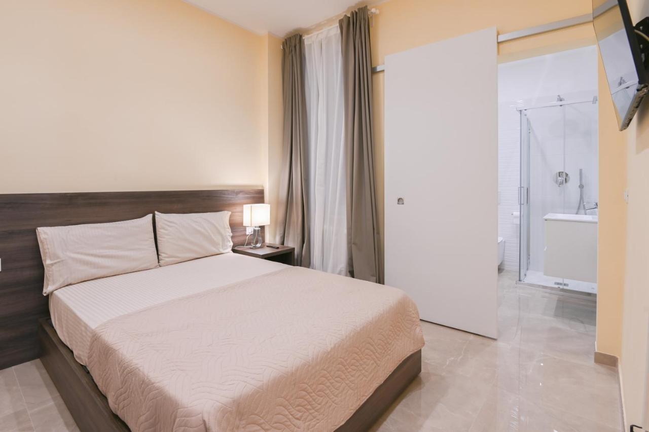 Adria Luxury Residence - Centro Трієст Екстер'єр фото